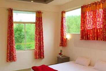 Hotel Spice Green Residency