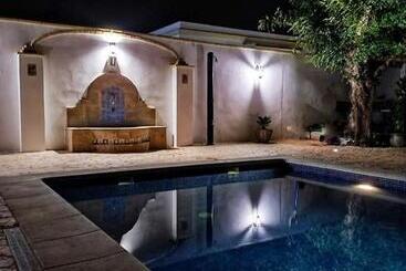 פנסיון Casa De Vicky