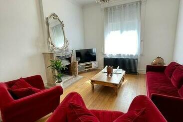 بنسيون Simon & Eliot