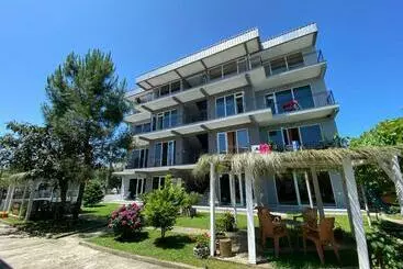 Bed and Breakfast Pirosmani