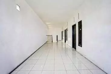 Hôtel Spot On 91789 Kost Umik Sidoarjo Syariah