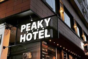 هتل Peaky