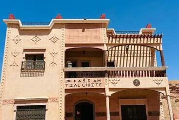 Pension (Hôtel basse catégorie) Kasbah Tialouite