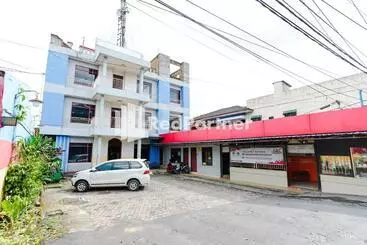 Hotel Serena Anggrek Near Manhattan Times Square Mall Medan Mitra Reddoorz