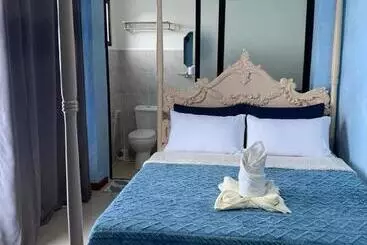 La Salangane Beach Hotel Downtown