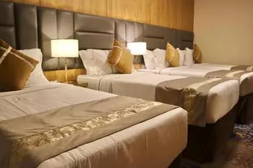 בית מלון כפרי Zowar International