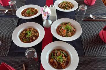 Majatalo Khwapa Chhen