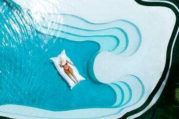 ホテル Onaya Bali Resort Adults Only