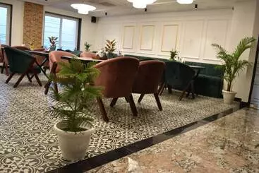 Lime Tree Hotel And Banquet Greater Noida