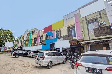 Hotel Oyo 91689 Homestay Syariah Imah 2