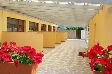 ペンション Resting House