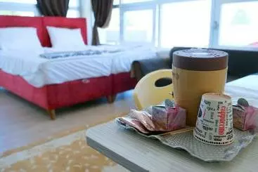 هتل آپارتمان Family Konaklama Tesisi 2