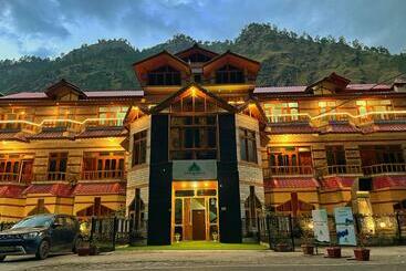 Hotel Anupam By Mid Orchard, Kasol