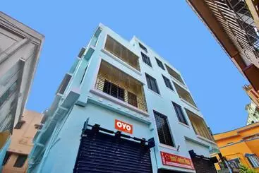 Hotel O Redwood Plaza