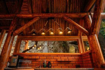 פנסיון Casa Cheile Dâmbovicioarei   Cabana 1