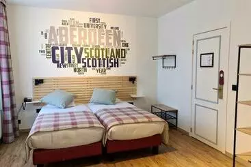 ホテル La Roseraie