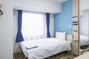 בית מלון כפרי Toyoko Inn Kitaasakaeki Nishiguchi