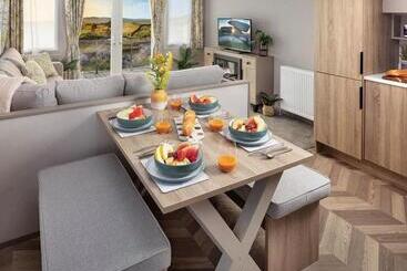 Resort Lynmouth Holiday Retreat