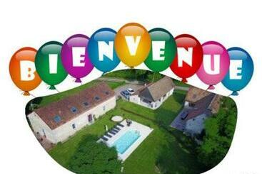 פנסיון La Ferme Du Château Sas Gites Et Chambres D Hôtes