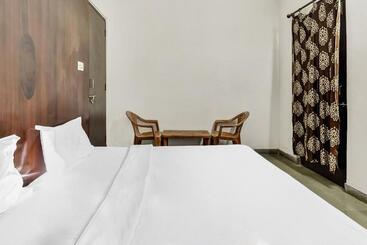 Hotel Spot On Unique Residency