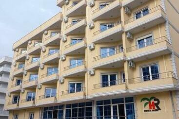 Ryan S Hotel Shengjin