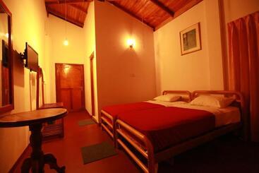 Bed and Breakfast Tea Garden Holiday Inn