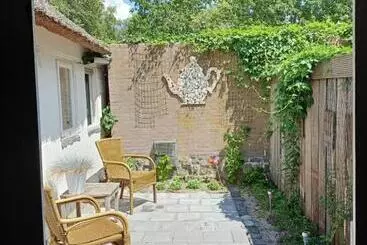 Aamiaismajoitus (B&B) Bij De Vlaamse Schuur