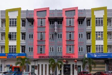 Remember Hotel Bukit Gambir