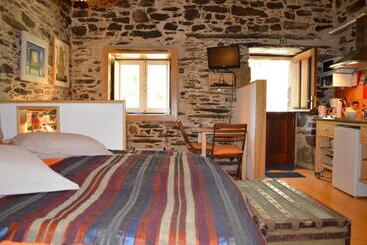 ペンション Mesao Provesende