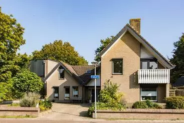 Bed and Breakfast Bij De Oude Dijk