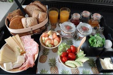 ベッドアンドブレックファースト Thuis Bij Elles