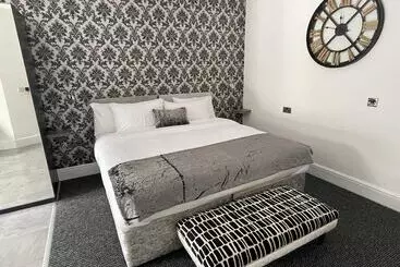 酒店 Charnwood Regency Guest House