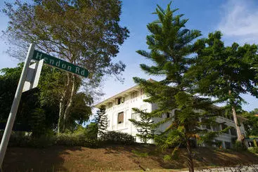 Raintr33 Hotel Singapore