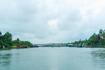Bed and Breakfast Canalview Private Cottage Azhikkal Ayiram Thengu