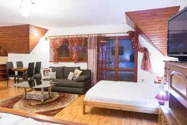 ペンション Ubytovanie Adina Poltár