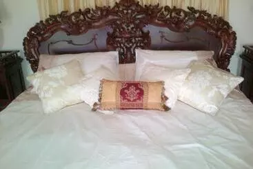 Bed and Breakfast Grange Manor