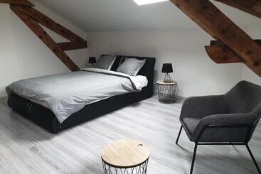 تختخواب و صبحانه Loc Citanie Chambres Double