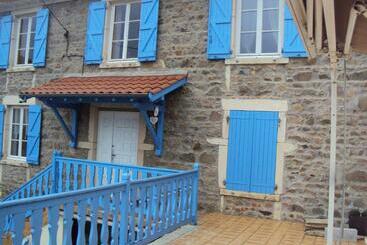 بنسيون Maison Les Bleuets