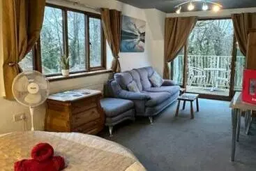 Aamiaismajoitus (B&B) Barnfields Retreat