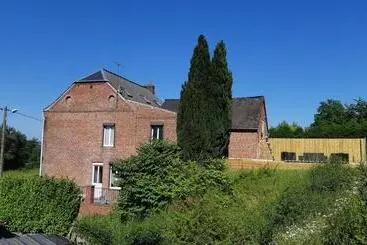 Aamiaismajoitus (B&B) Les Hauts De Proisy