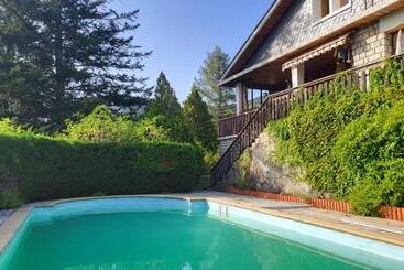 펜션 La Fougeraie Dourbies