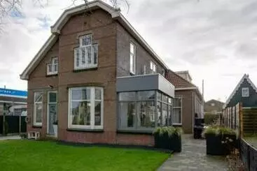 Aamiaismajoitus (B&B) Bnbspanbroek