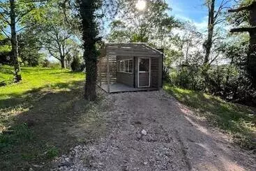 Aamiaismajoitus (B&B) La Cabane Du Champ Du Possible