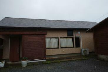 بنسيون 大笑　（主羅花）