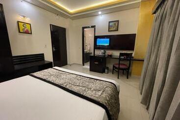 ホテル The Vaishnavi