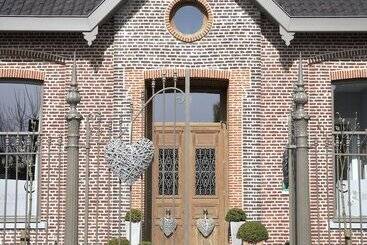 فندق B&b Cimbarsaca