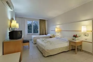 בית מלון כפרי Club Wasa Holiday Village All Inclusive