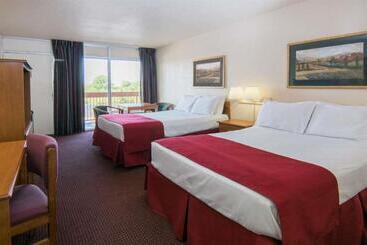 Мотель Knights Inn Temple