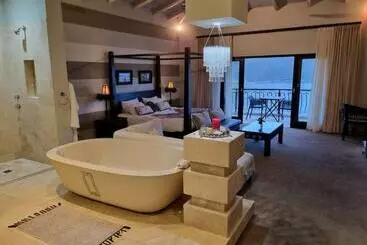 פנסיון Lodge On Lake