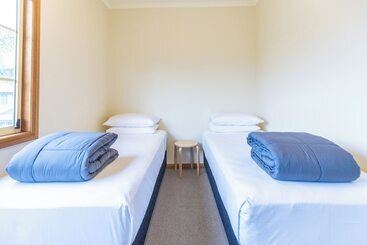 בית מלון כפרי Nrma Ballarat Holiday Park